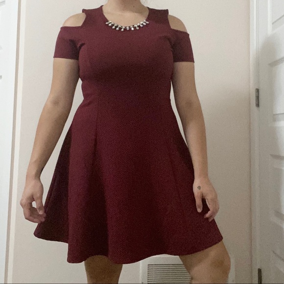 2/20$ Red dress - Picture 1 of 4